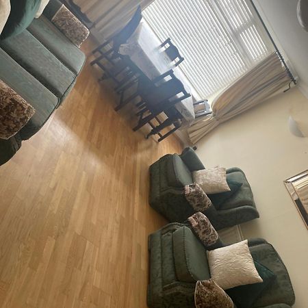 킹스코트 Large Townhouse With Gardens 아파트 외부 사진