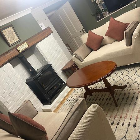 킹스코트 Large Townhouse With Gardens 아파트 외부 사진
